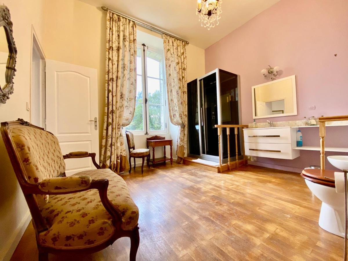 Chateau La Bainerie Tierce Esterno foto